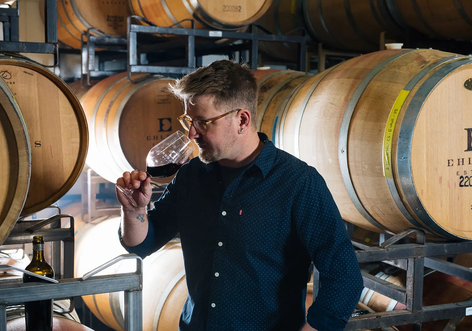 2022 Portrait Red Blend